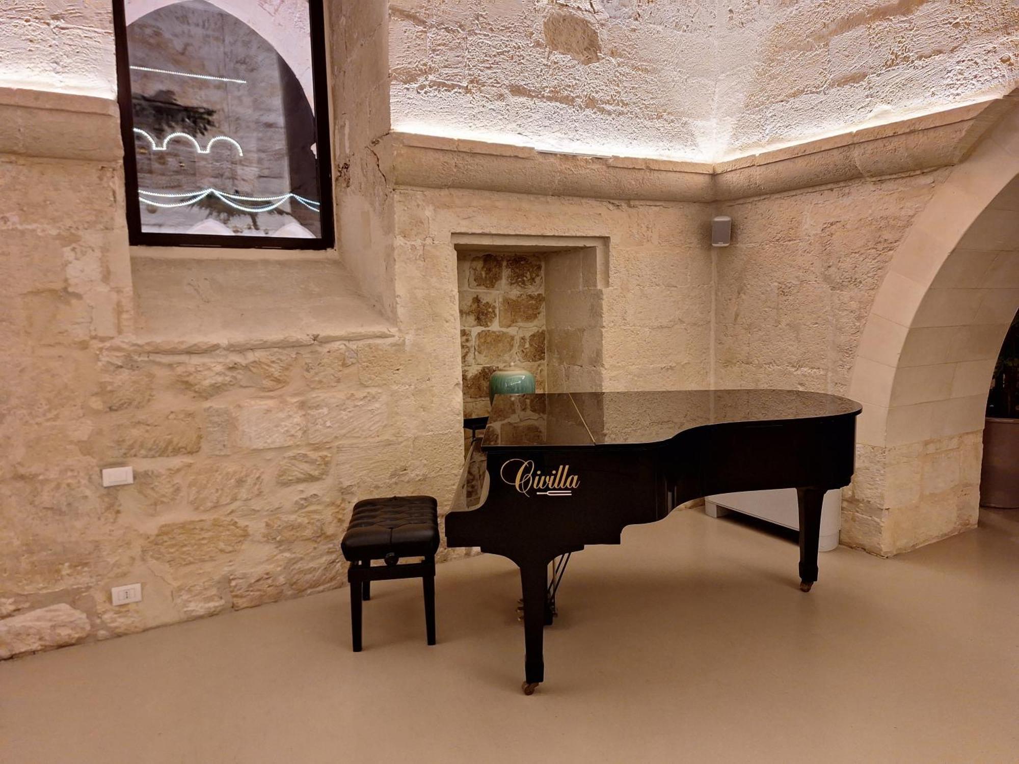 Chiostro Dei Domenicani - Dimora Storica Lecce Zewnętrze zdjęcie